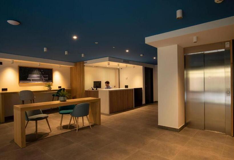 פנסיון Alameda Rooms Santiago