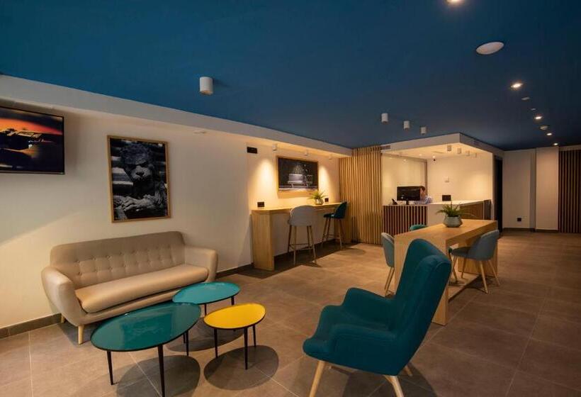 פנסיון Alameda Rooms Santiago