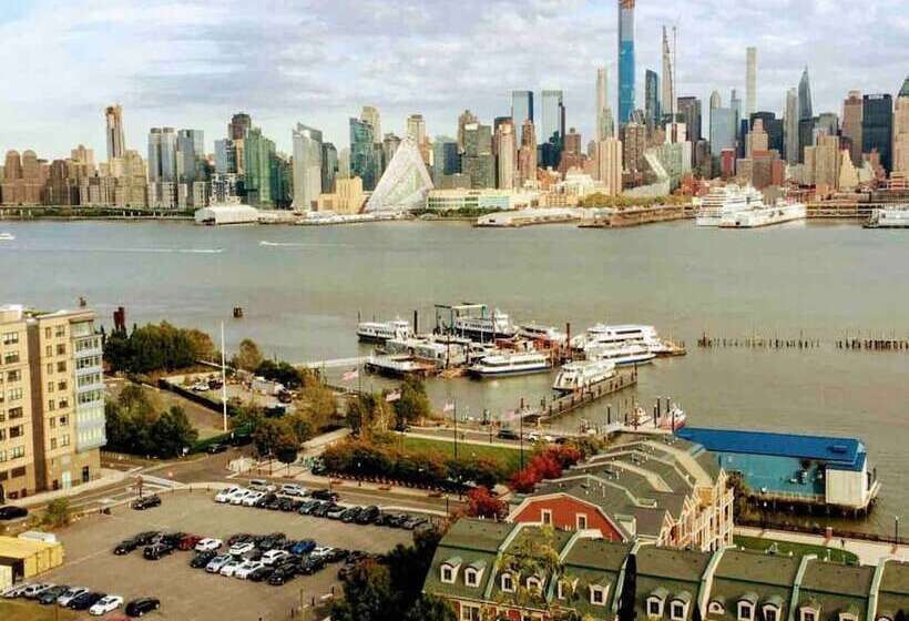 بنسيون Charming 2 Bedrooms Apt 10 Mins To Nycity