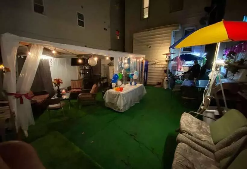 ペンション Charming 2 Bedrooms Apt 10 Mins To Nycity