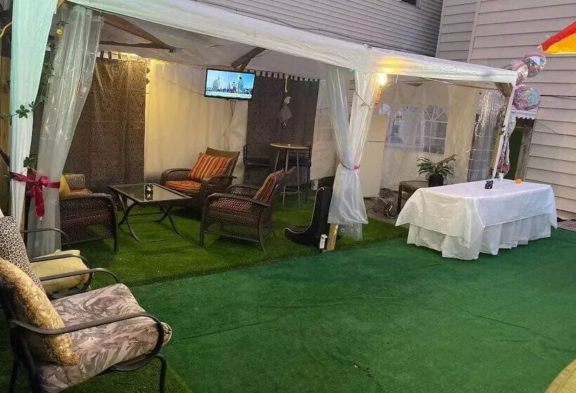 ペンション Charming 2 Bedrooms Apt 10 Mins To Nycity