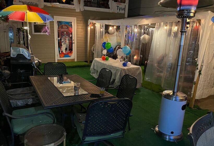 بنسيون Charming 2 Bedrooms Apt 10 Mins To Nycity