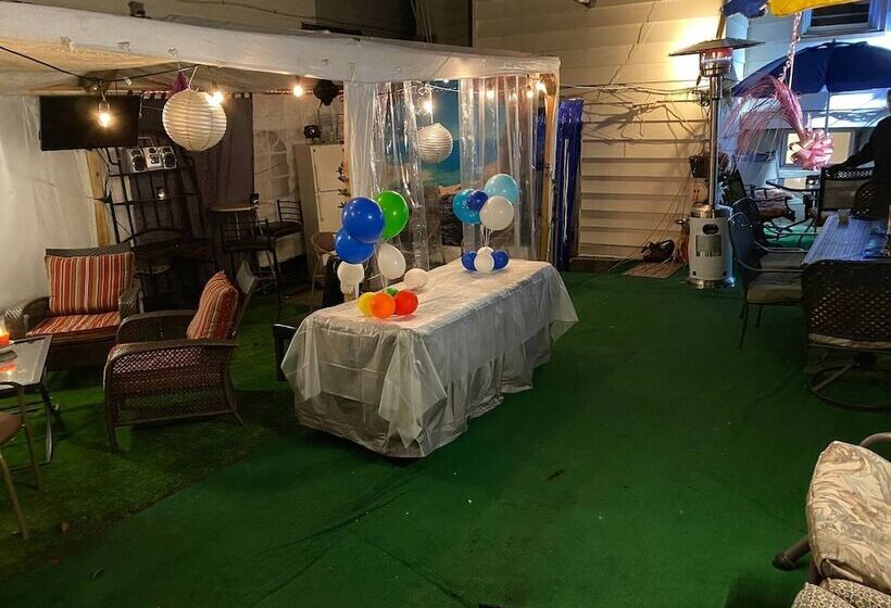 بنسيون Charming 2 Bedrooms Apt 10 Mins To Nycity