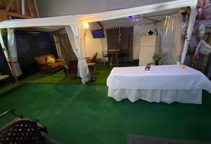 بنسيون Charming 2 Bedrooms Apt 10 Mins To Nycity