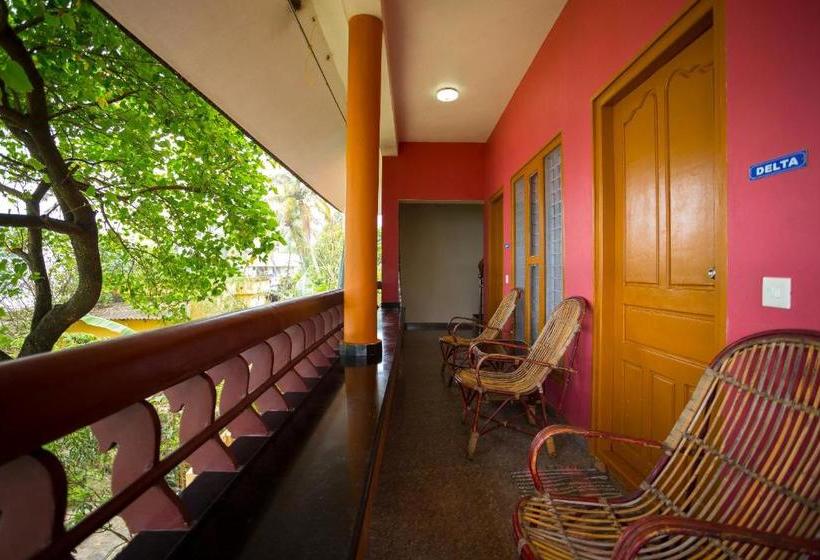 ペンション Oyo 77995 Alp107hmoca