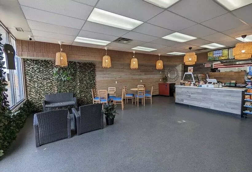 Riverside Motel