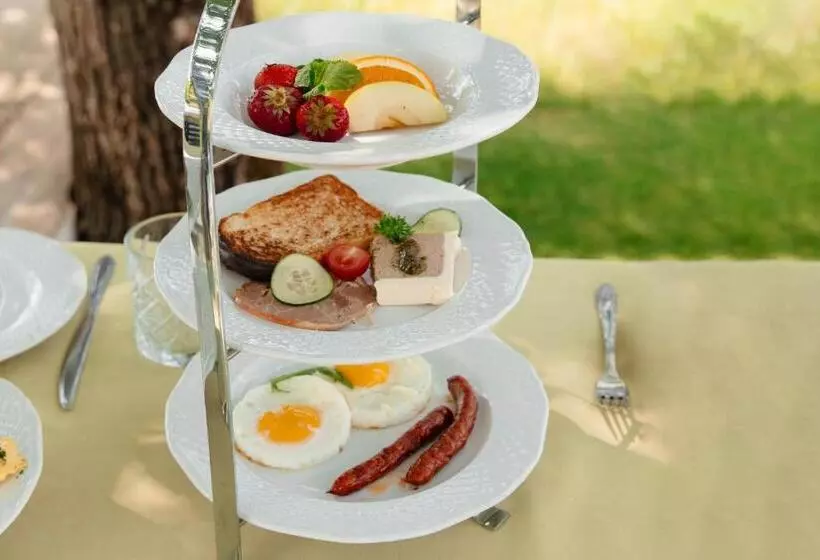 Retkeilymaja Chizay. мала гора