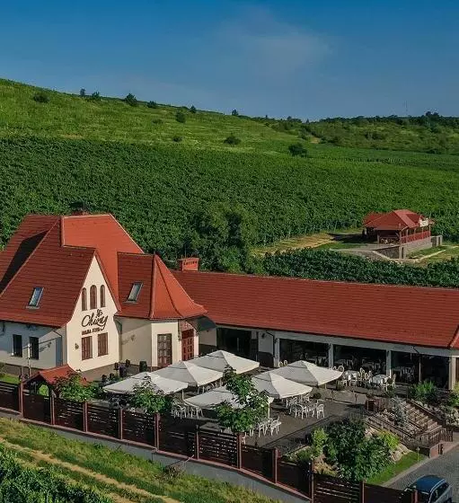 Retkeilymaja Chizay. мала гора