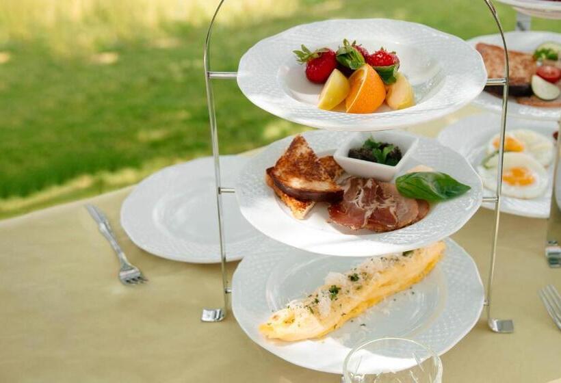 Alberg Chizay. мала гора