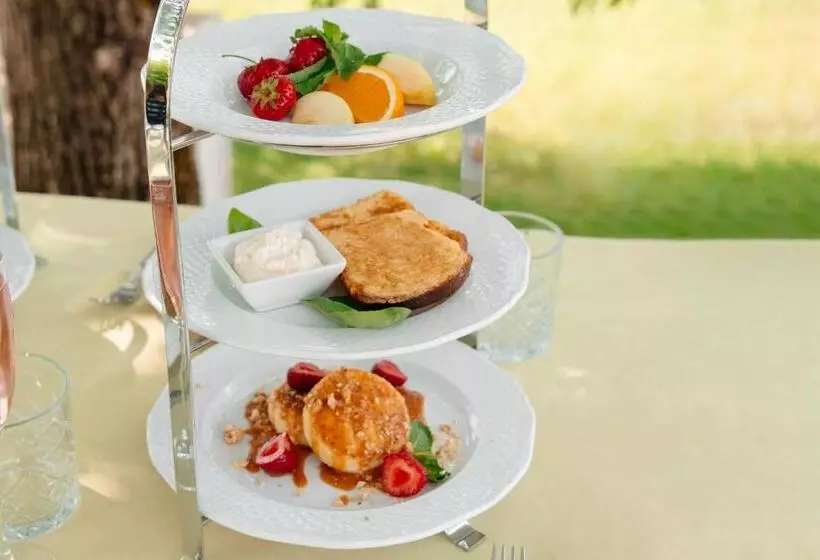 Retkeilymaja Chizay. мала гора