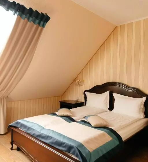 Retkeilymaja Chizay. мала гора