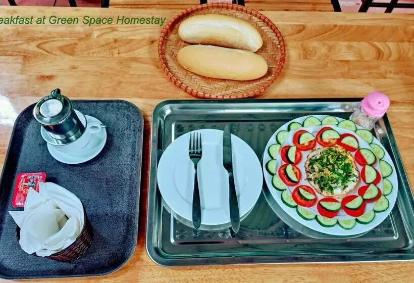 تختخواب و صبحانه Green Space Homestay