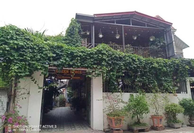 تختخواب و صبحانه Green Space Homestay