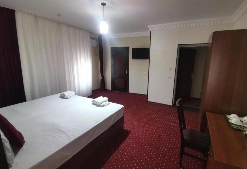 Boutique Hotel Shakh