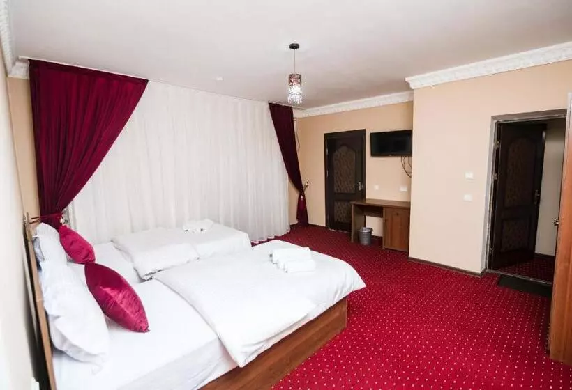 Boutique Hotel Shakh