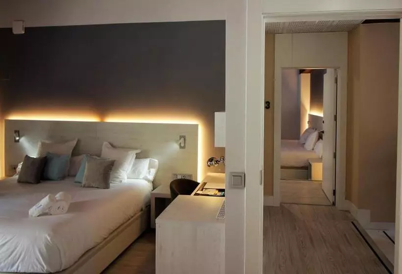 هتل Palacio La Floresta