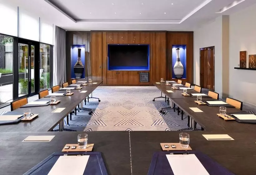 Mövenpick Hotel Abidjan