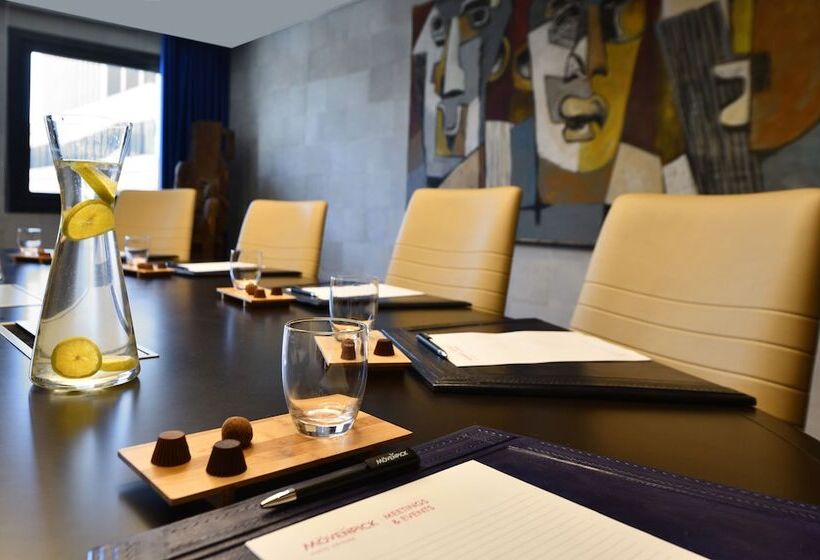 Mövenpick Hotel Abidjan