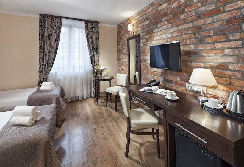 בית מלון כפרי Bonum Old Town