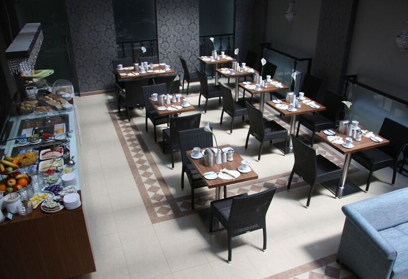 Hotel Bristol  Budapest