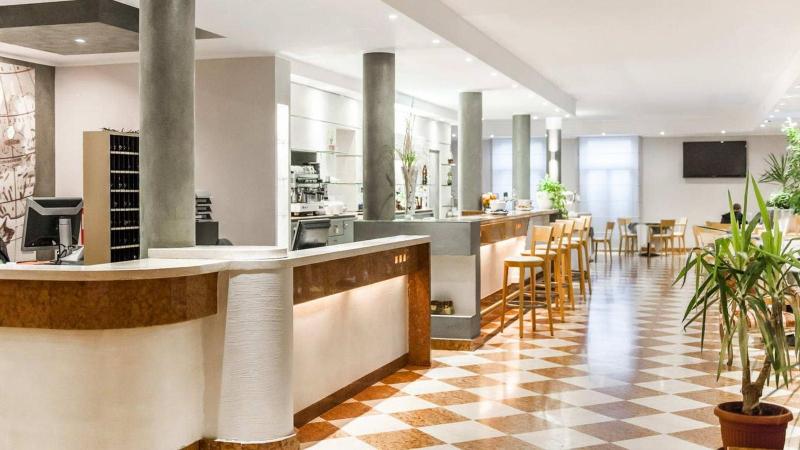 Club Hotel E Residence La Vela