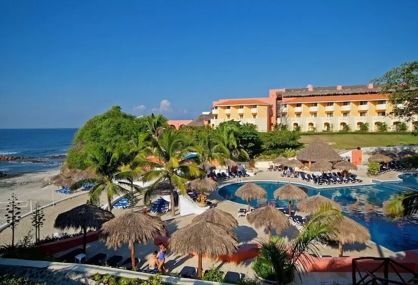 Family Selection at Grand Palladium Vallarta Resort & Spa - All Inclusive