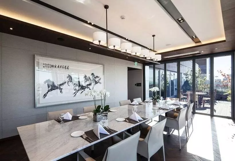 ホテル Fraser Place Central Seoul