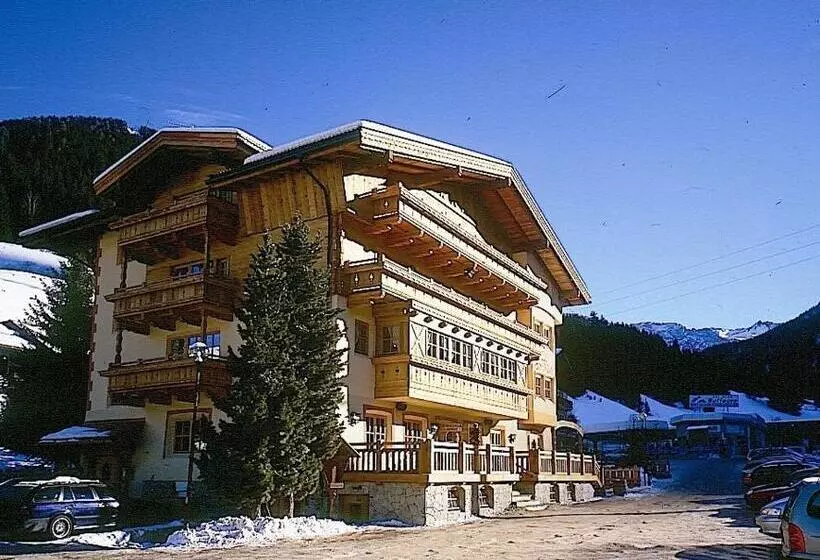 Отель Garni San Nicolò