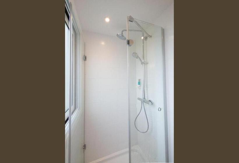 בית מלון כפרי La Regence