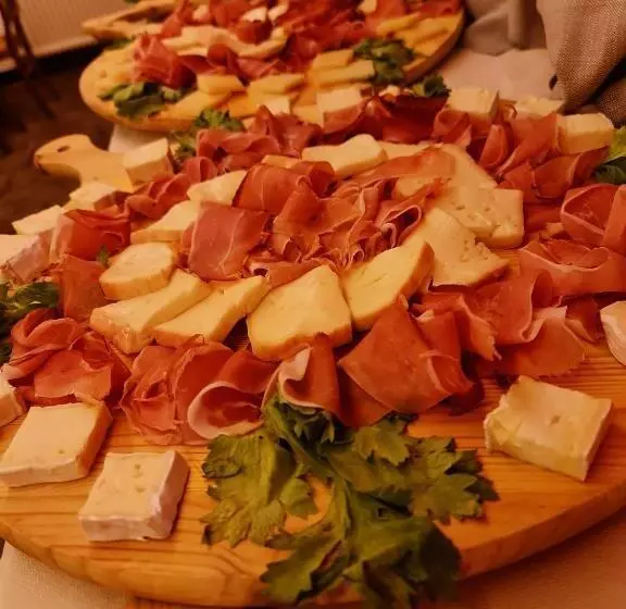 Отель Locanda Locatori