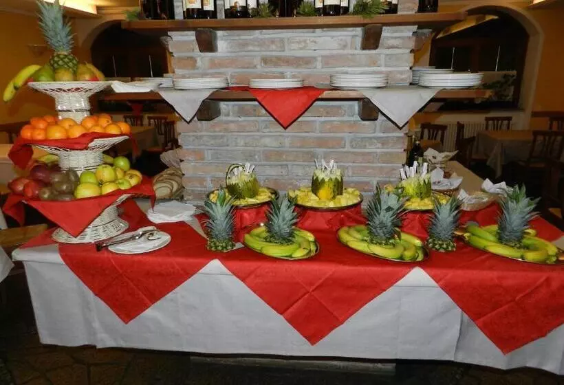 Отель Locanda Locatori