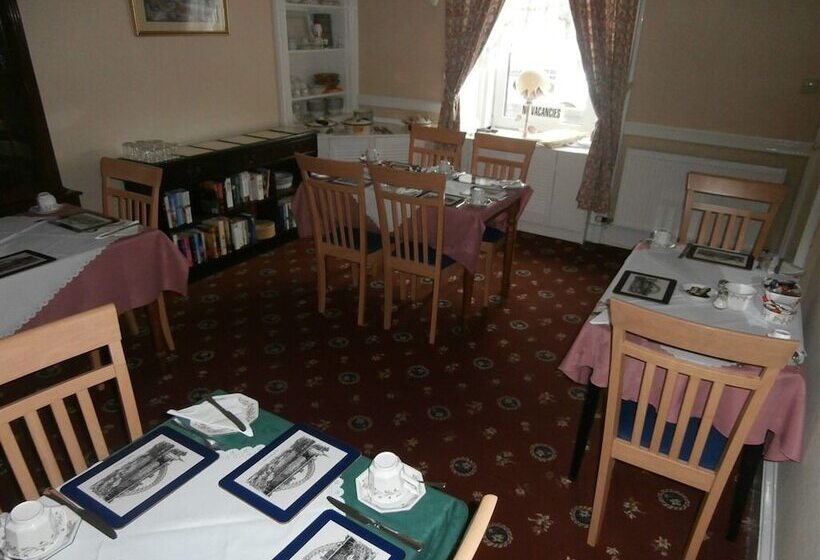 בית מלון כפרי Monorene Guest House