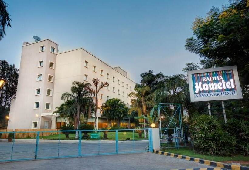 فندق Radha Hometel