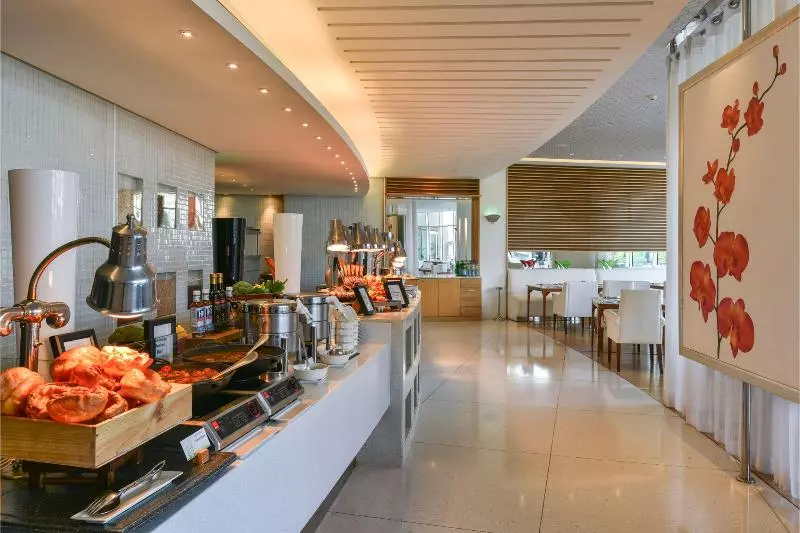 هتل Raffles Dubai