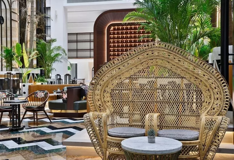 هتل The Westin Dubai Mina Seyahi Beach Resort And Waterpark