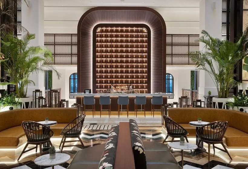 هتل The Westin Dubai Mina Seyahi Beach Resort And Waterpark