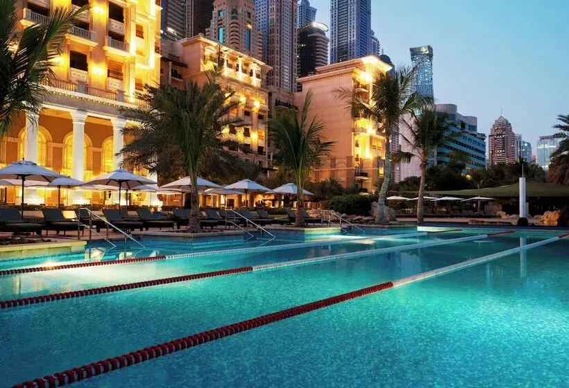 هتل The Westin Dubai Mina Seyahi Beach Resort And Waterpark