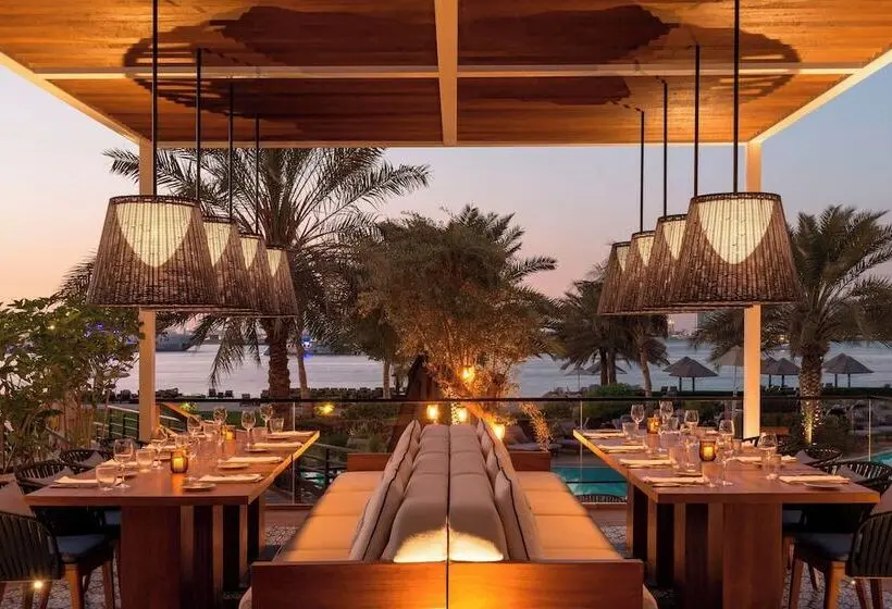 هتل The Westin Dubai Mina Seyahi Beach Resort And Waterpark