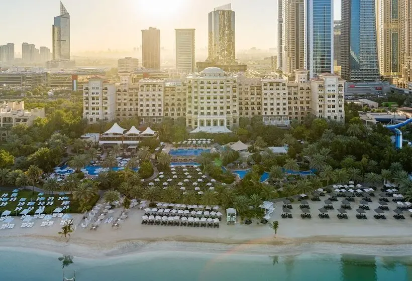 هتل The Westin Dubai Mina Seyahi Beach Resort And Waterpark