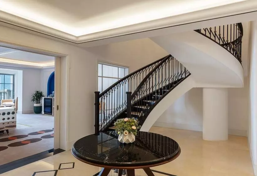 هتل The Westin Dubai Mina Seyahi Beach Resort And Waterpark