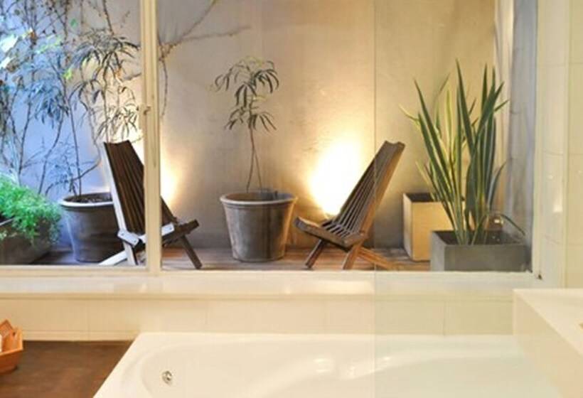 Maitre Hotel Boutique