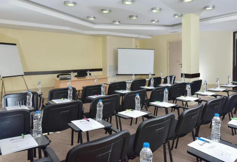 Rhodopi Home Hotel Chepelare   Half Board & Wellness