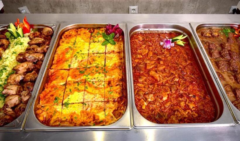 Rhodopi Home Hotel Chepelare   Half Board & Wellness