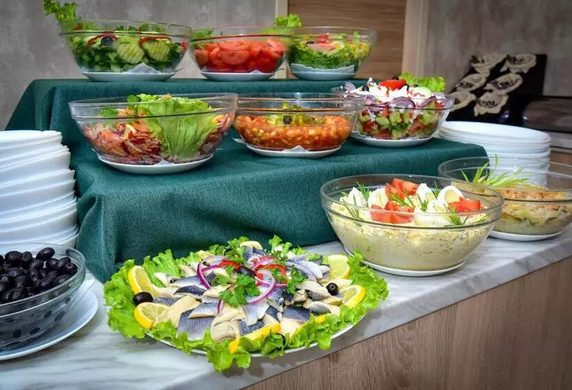 Rhodopi Home Hotel Chepelare   Half Board & Wellness