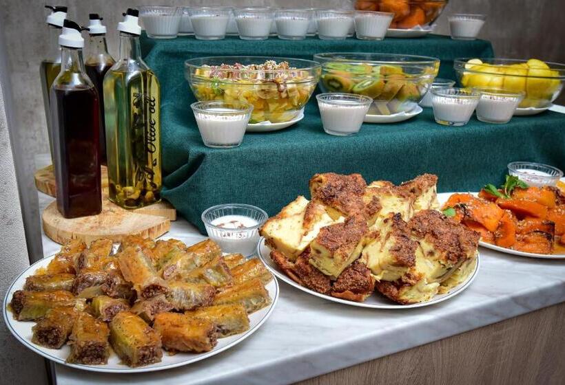 Rhodopi Home Hotel Chepelare   Half Board & Wellness