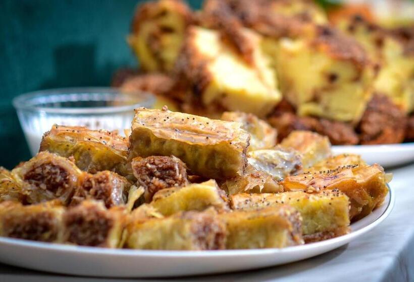 Rhodopi Home Hotel Chepelare   Half Board & Wellness