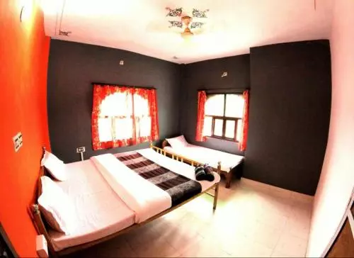 The Hostel Crown
