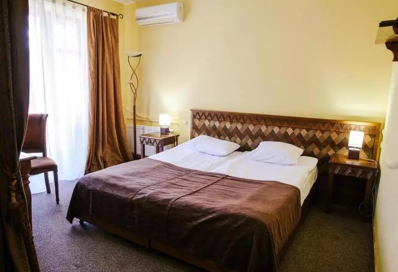 ホテル трипільське сонце