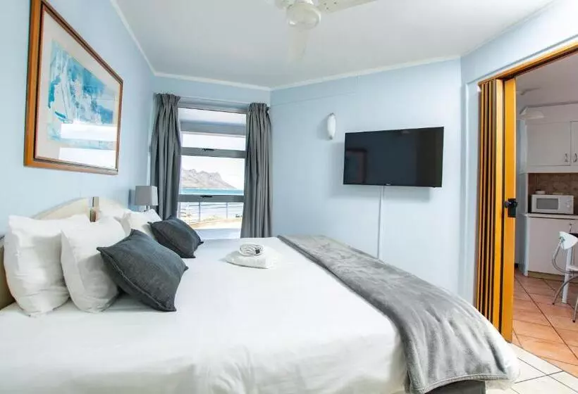 Hotelli False Bay Inn