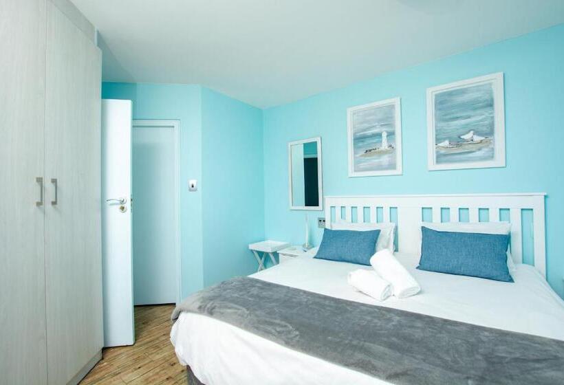 فندق False Bay Inn